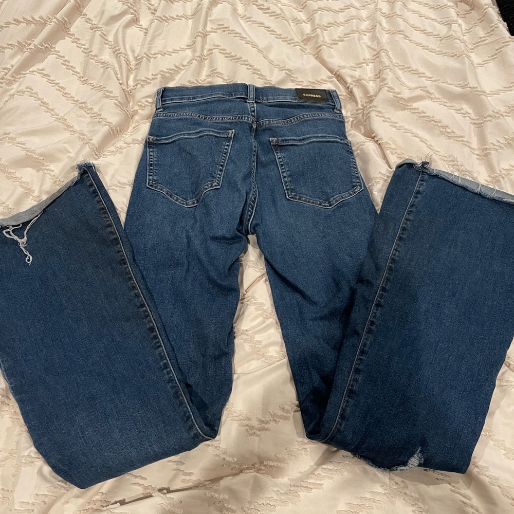 EXPESS BOOTCUTS